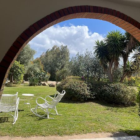 Bidd'E Majori Bed & Breakfast San Priamo Luaran gambar